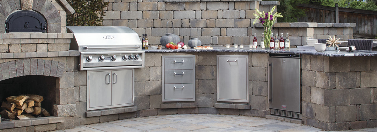 Built-In Outdoor Grill Design Ideas & Inspiration from Belgard